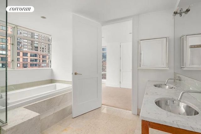 426 W 58TH Street PH5, New York City, NY 10019