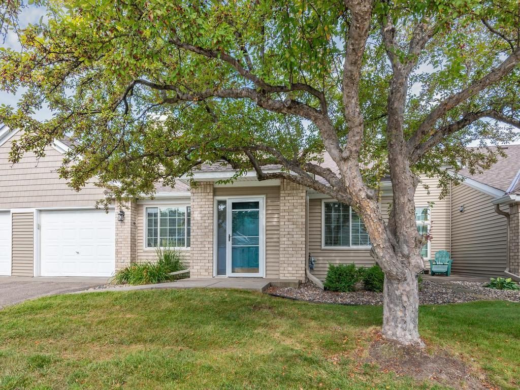 569 Mission Hills Drive, Chanhassen, MN 55317 — exterior