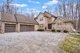 6417 Foxhollow Court, China Township, MI 48054