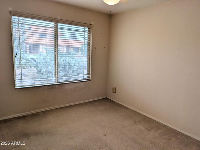 4240 E AMBERWOOD Drive, Phoenix, AZ 85048
