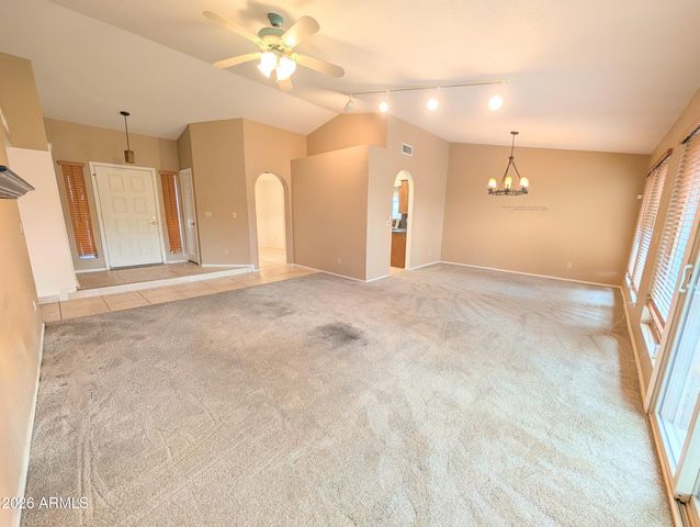 4240 E AMBERWOOD Drive, Phoenix, AZ 85048