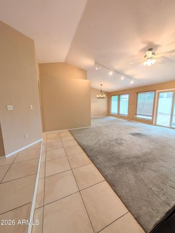 4240 E AMBERWOOD Drive, Phoenix, AZ 85048