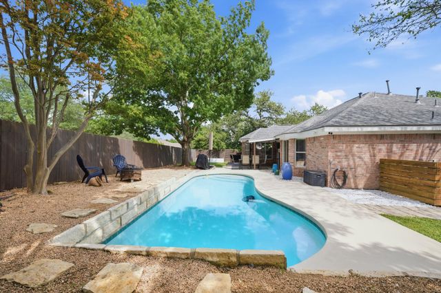 9024 Heiden LN, Austin, TX 78749