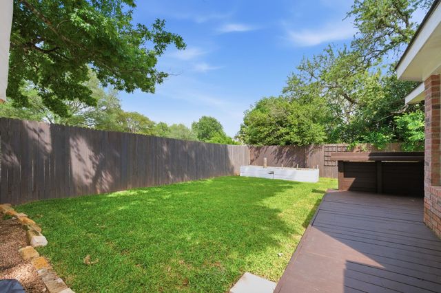 9024 Heiden LN, Austin, TX 78749