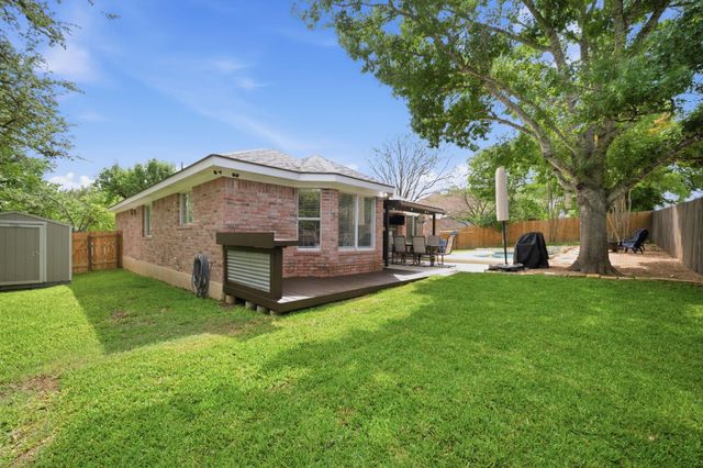 9024 Heiden LN, Austin, TX 78749