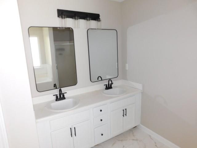 1834 Stephens Pond View, Loganville, GA 30052