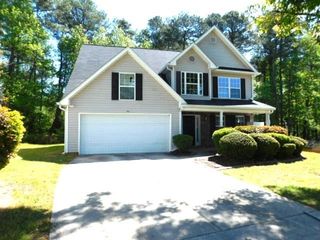 1834 Stephens Pond View, Loganville, GA 30052