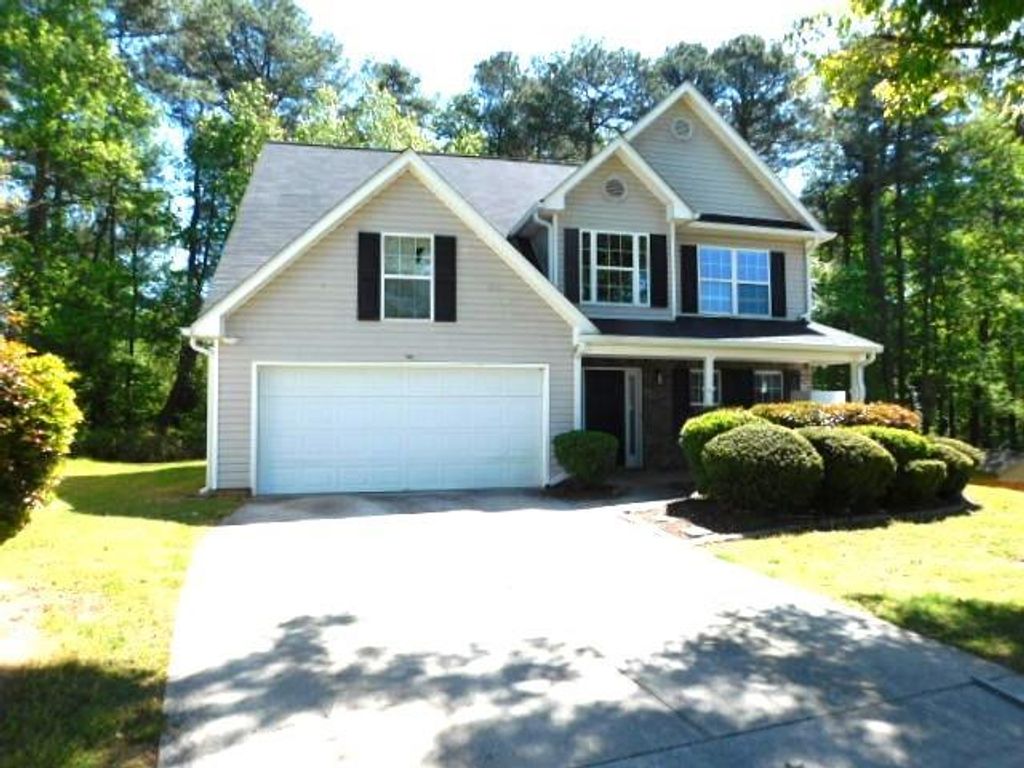 1834 Stephens Pond View, Loganville, GA 30052