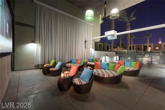 353 East Bonneville Avenue 573, Las Vegas, NV 89101