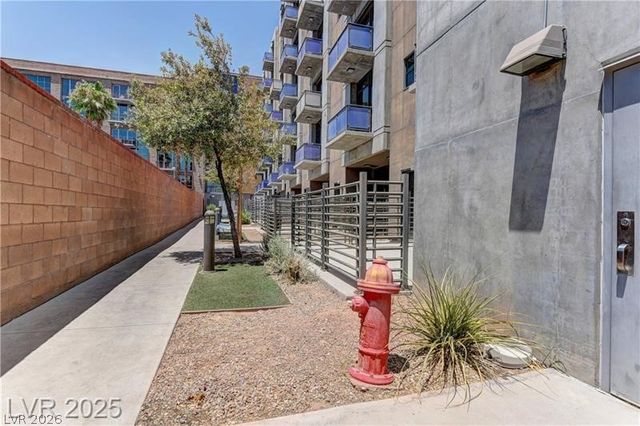 353 East Bonneville Avenue 573, Las Vegas, NV 89101