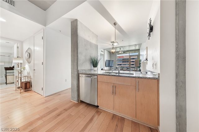 353 East Bonneville Avenue 573, Las Vegas, NV 89101