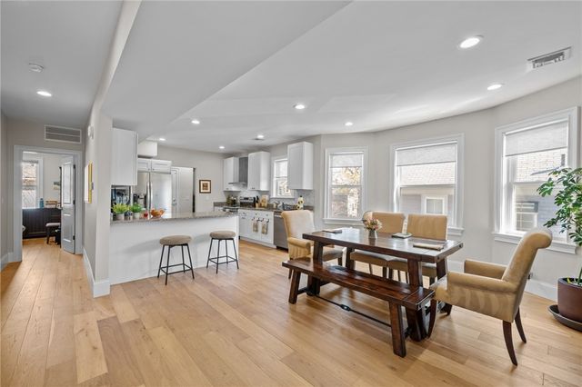 12 University Avenue, Providence, RI 02906