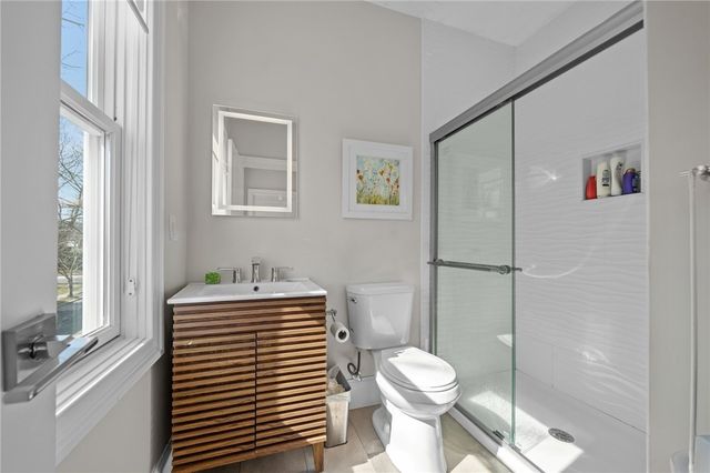 12 University Avenue, Providence, RI 02906