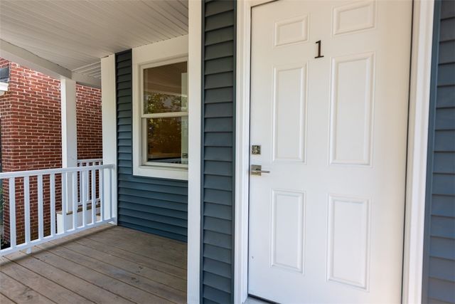 12 University Avenue, Providence, RI 02906