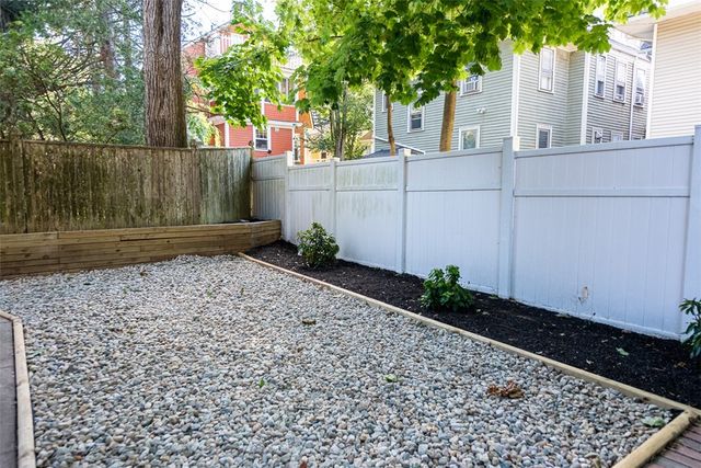 12 University Avenue, Providence, RI 02906