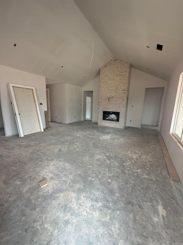 3912 Spencer Crossing Drive, Benton, AR 72019