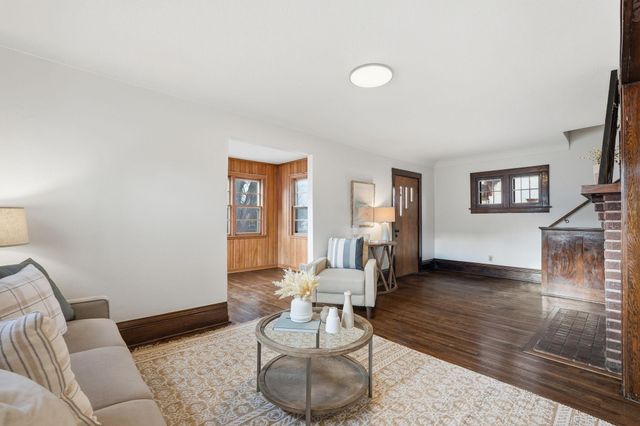 1655 Ross Avenue, Saint Paul, MN 55106