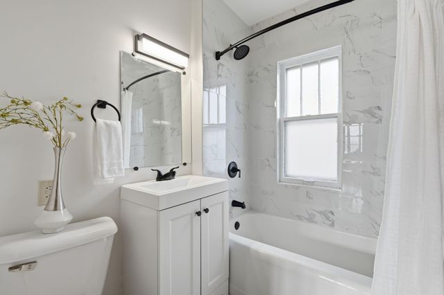 1655 Ross Avenue, Saint Paul, MN 55106