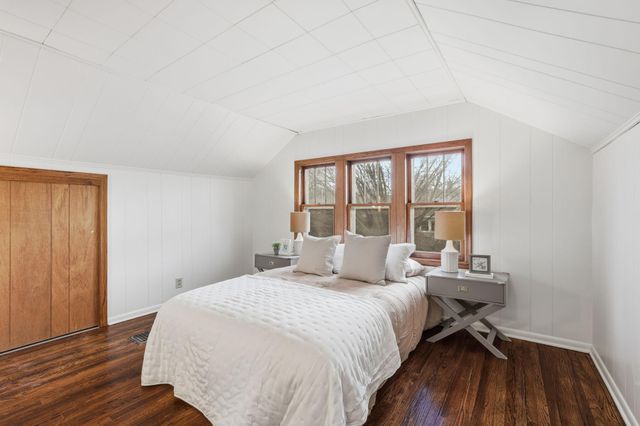 1655 Ross Avenue, Saint Paul, MN 55106