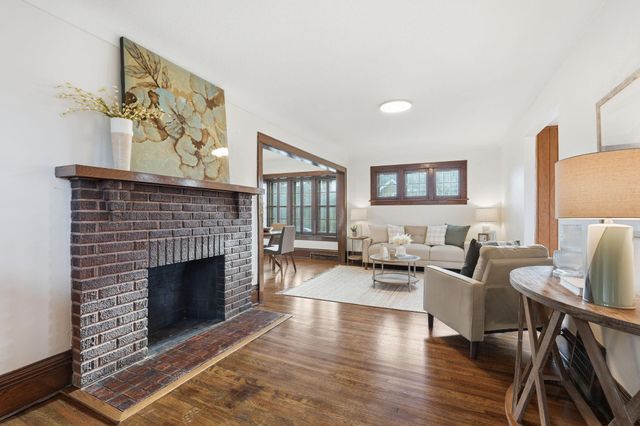 1655 Ross Avenue, Saint Paul, MN 55106