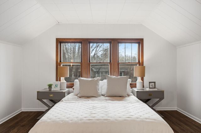 1655 Ross Avenue, Saint Paul, MN 55106