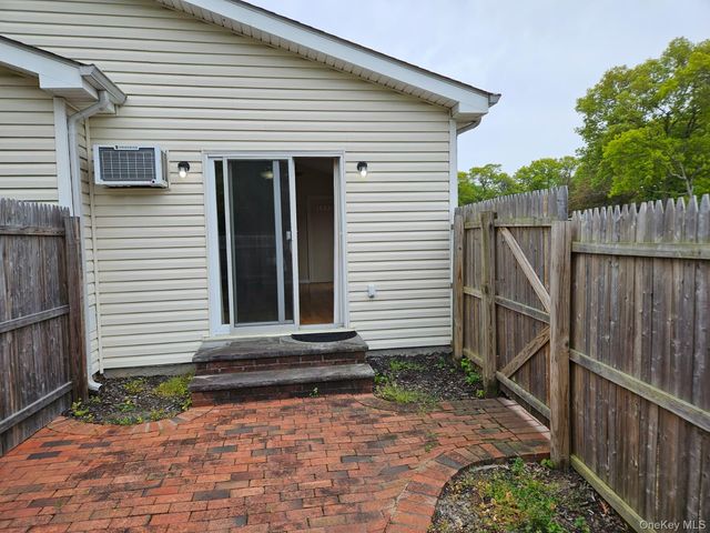 2 Carnegie Drive, Farmingville, NY 11738