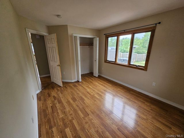 2 Carnegie Drive, Farmingville, NY 11738