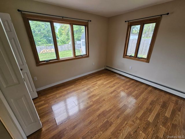 2 Carnegie Drive, Farmingville, NY 11738
