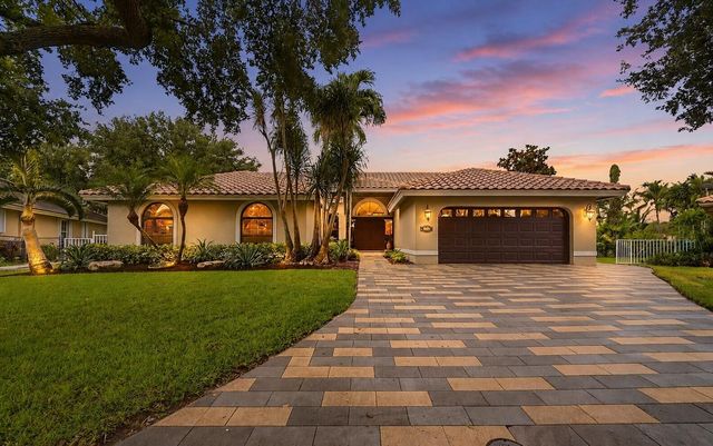 4704 NW 99th Lane, Coral Springs, FL 33076