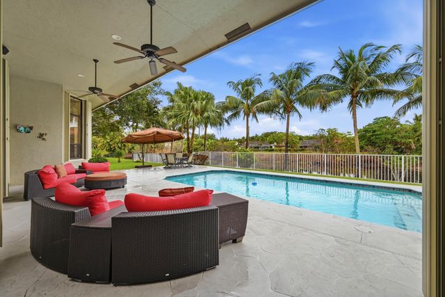4704 NW 99th Lane, Coral Springs, FL 33076