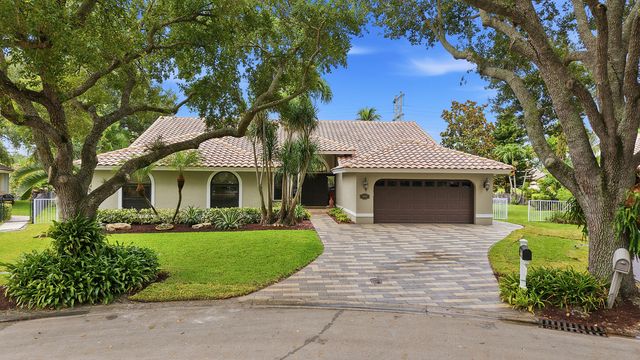 4704 NW 99th Lane, Coral Springs, FL 33076
