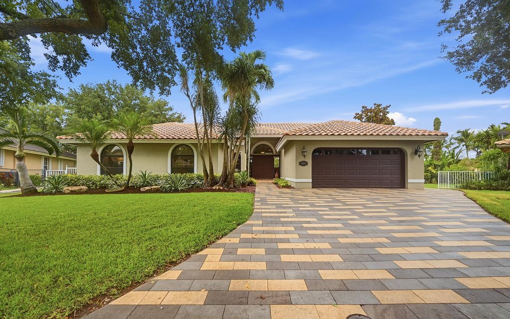 4704 NW 99th Lane, Coral Springs, FL 33076