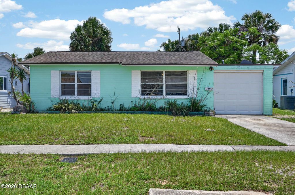 39 Margaret Road, Ormond Beach, FL 32176