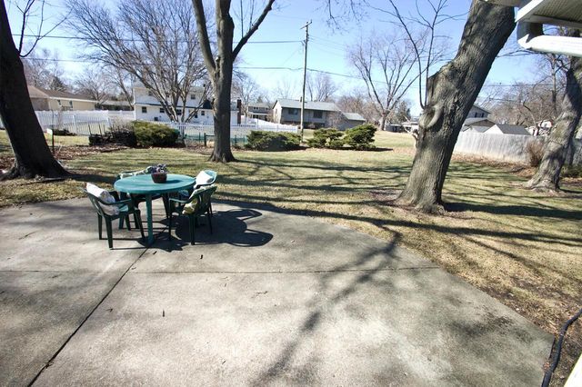 1804 Hemit AVENUE, Waukesha, WI 53189