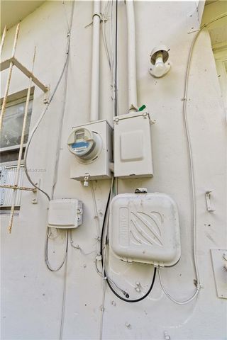 723 NW 15th Ter, Fort Lauderdale, FL 33311