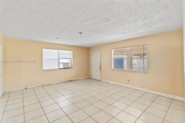 723 NW 15th Ter, Fort Lauderdale, FL 33311