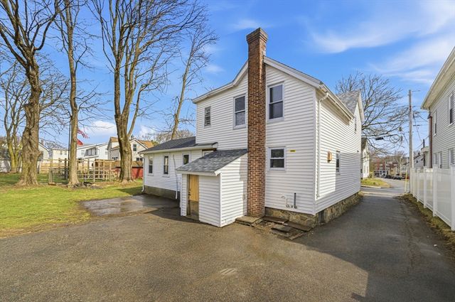 177 Chestnut St, Marlborough, MA 01752