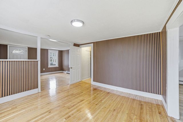 177 Chestnut St, Marlborough, MA 01752