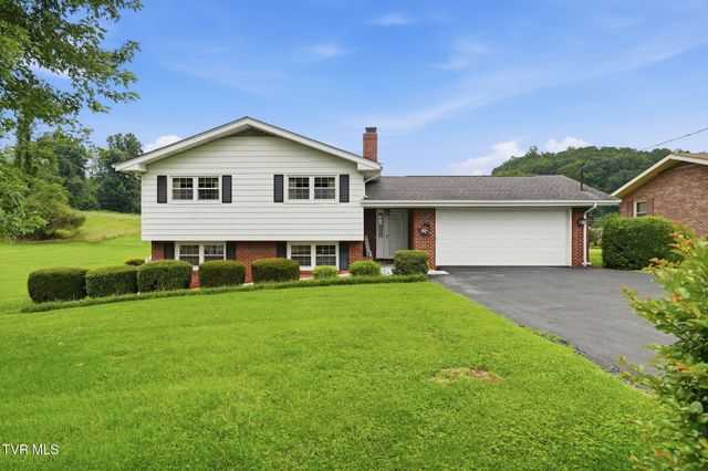 23261 Edgewood Drive, Bristol, VA 24202