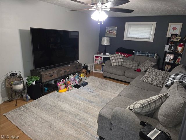 3605 Birchdale Road NW, Canton, OH 44708
