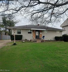 3605 Birchdale Road NW, Canton, OH 44708