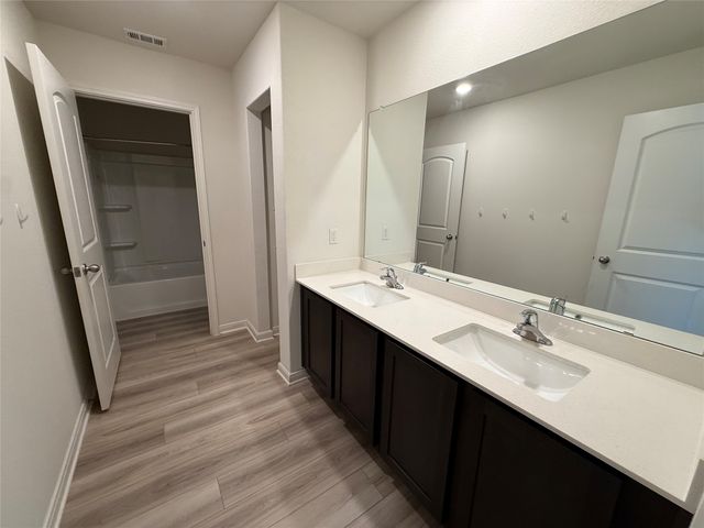 176 Banjo Trail, Newark, TX 76071
