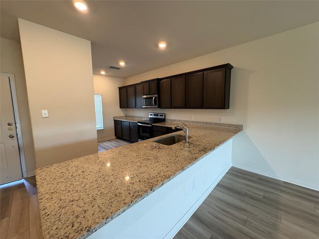 176 Banjo Trail, Newark, TX 76071