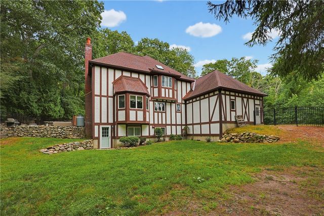 34 Georgiana Drive, Cumberland, RI 02864