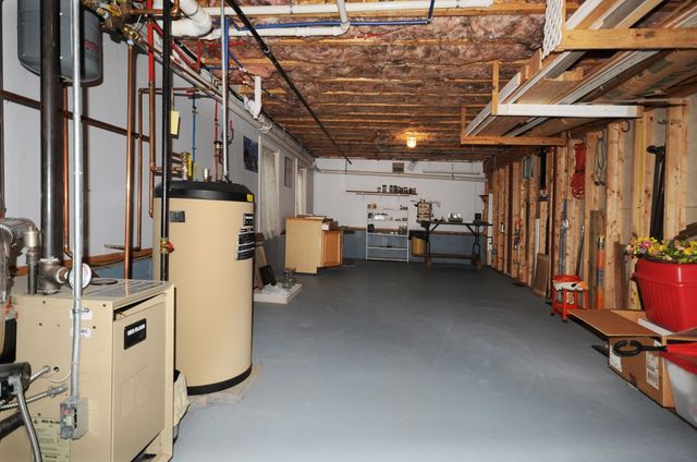 868 Main St, Wareham, MA 02576