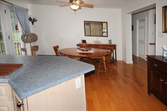 868 Main St, Wareham, MA 02576