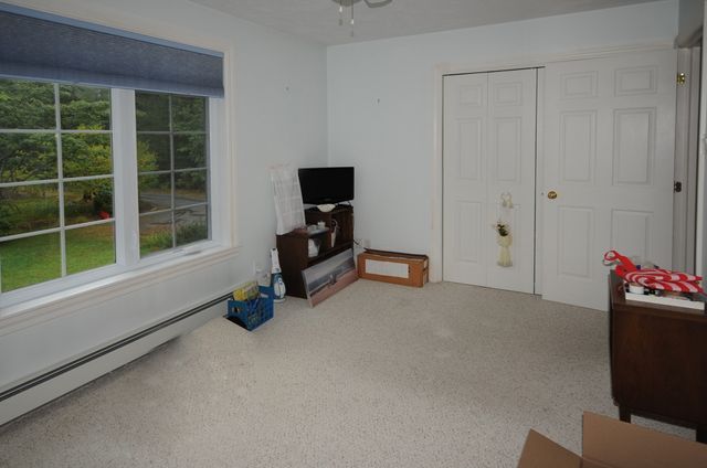 868 Main St, Wareham, MA 02576