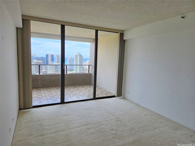 581 Kamoku Street PH4, Honolulu, HI 96826