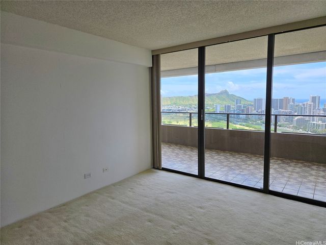 581 Kamoku Street PH4, Honolulu, HI 96826
