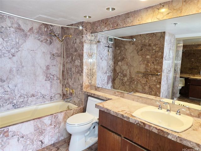 581 Kamoku Street PH4, Honolulu, HI 96826